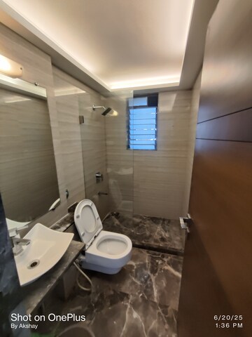 Bathroom in 3 BHK Apartment at Palazzo Heights, Khar West – for Rent