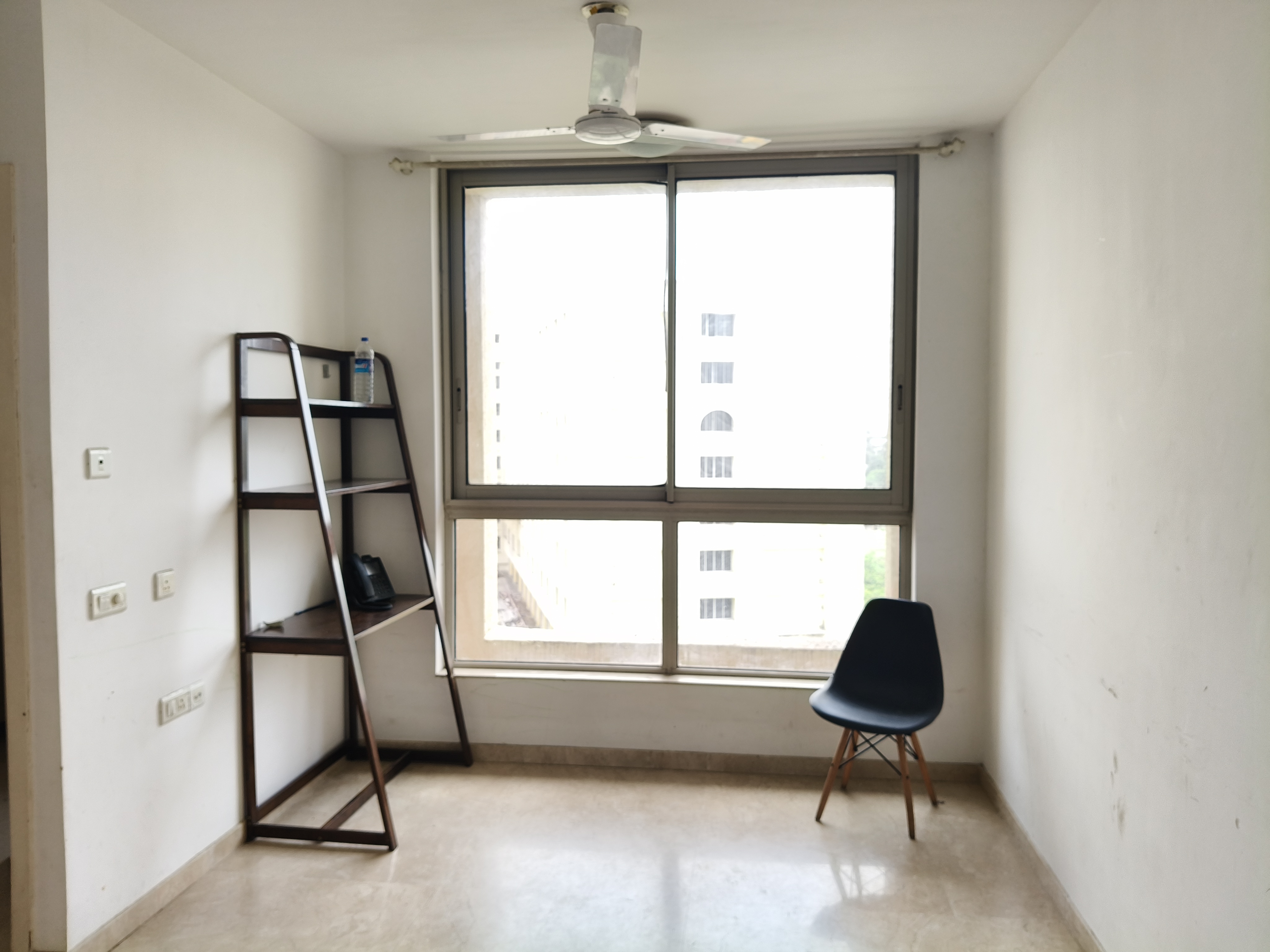 2 BHK Apartment For Sale in Hiranandani Delanna