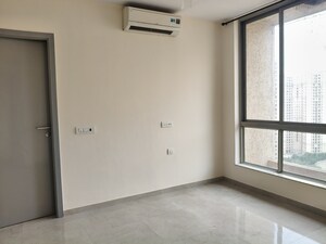 Room in 2 BHK Apartment at Hiranandani Delanna, Ghodbunder Road – for Sale