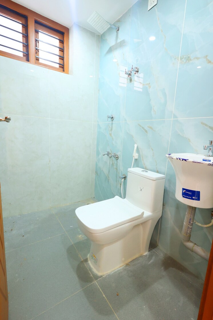 Bathroom, valar nagar 2 Bedroom 1050 Sq.Ft. Independent House In Valar Nagar Madurai 8587940