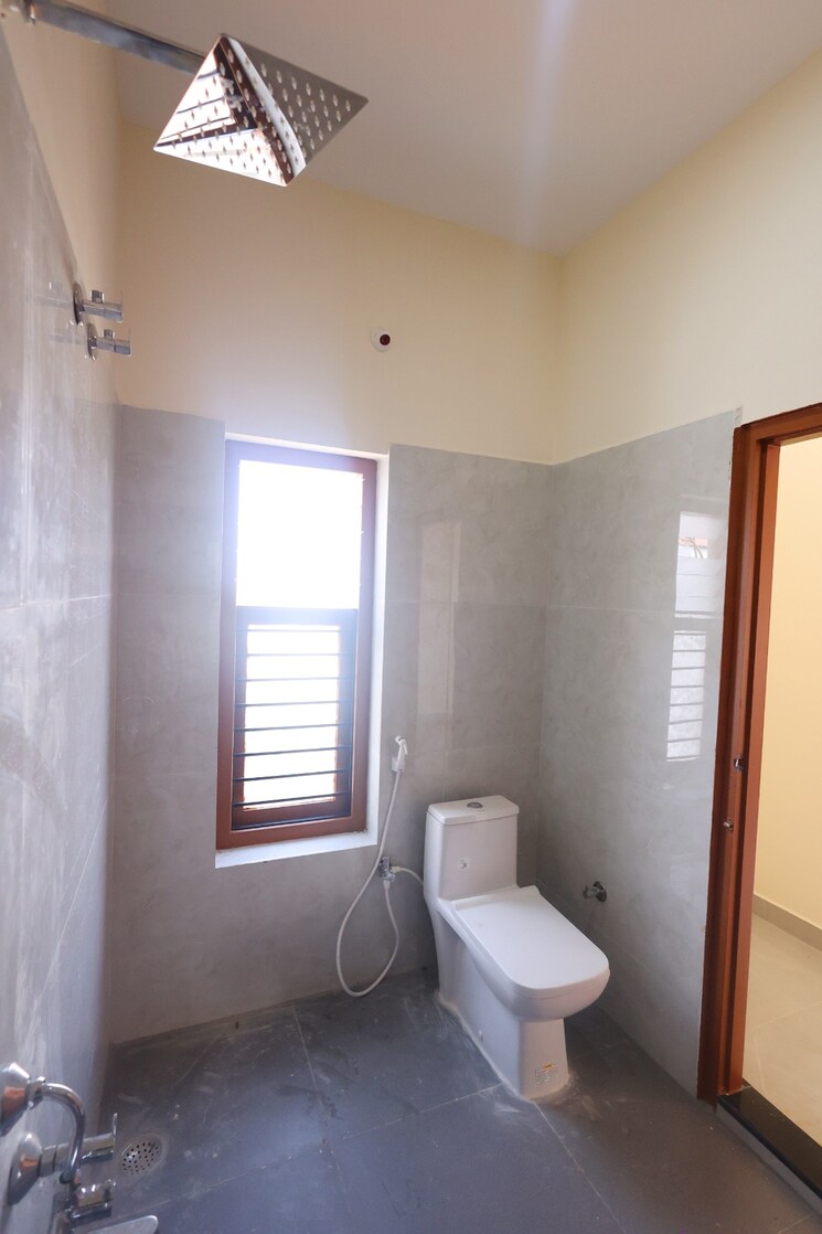 Bathroom, valar nagar 2 Bedroom 1050 Sq.Ft. Independent House In Valar Nagar Madurai 8587940