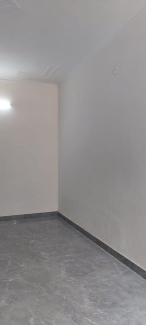 3 BHK Builder Floor For Sale in Pir Machalla