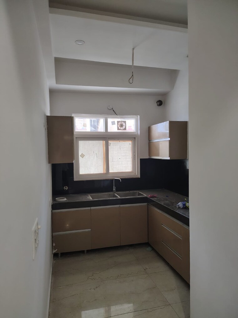 Kitchen, pir machalla 3 Bedroom 1100 Sq.Ft. Builder Floor In Pir Machalla Zirakpur 8881584