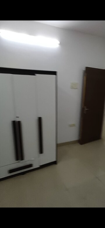 Room in 3 BHK Apartment at Nahar Amrit Shakti, Chandivali – for Rent