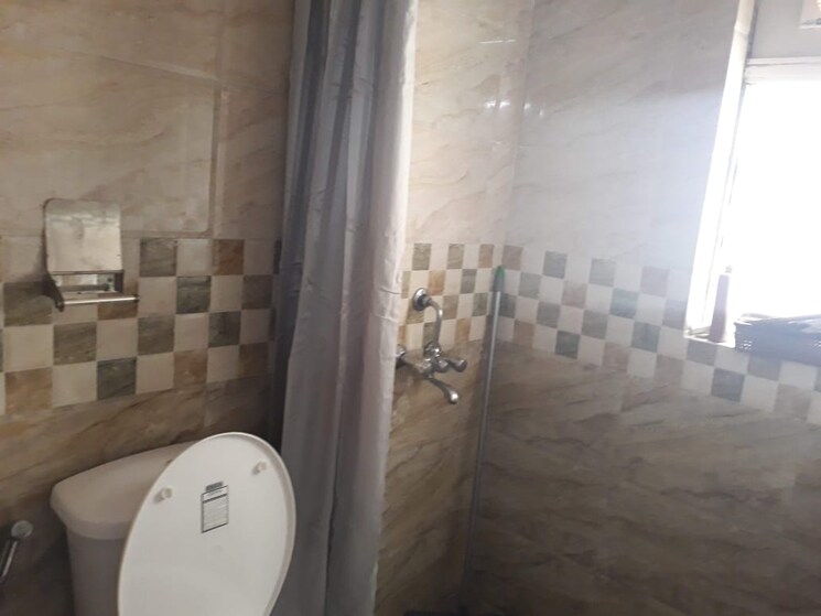 Bathroom, paras-tierea 2.5 Bedroom 1195 Sq.Ft. Apartment In Sector 137 Noida 8881587