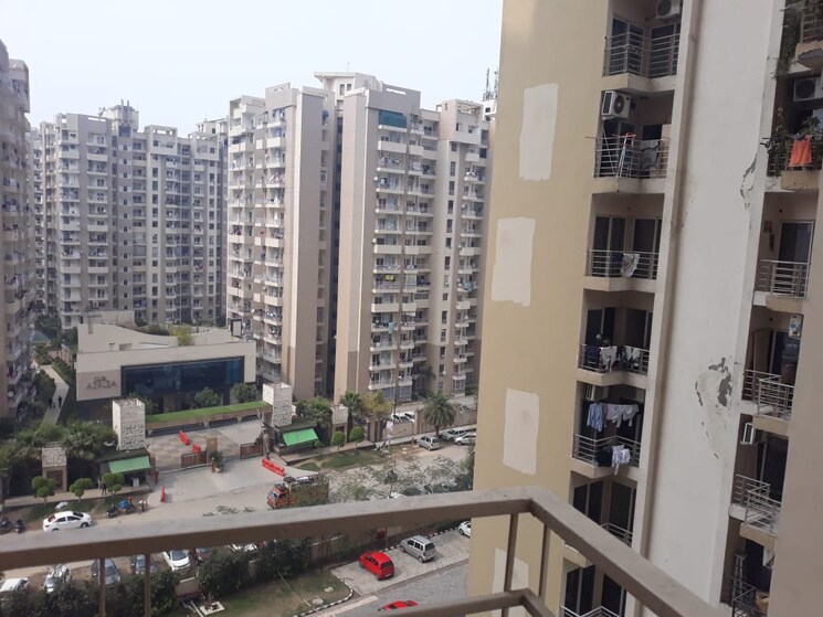 Exterior View, paras-tierea 2.5 Bedroom 1195 Sq.Ft. Apartment In Sector 137 Noida 8881587