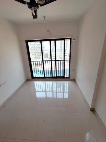 1 BHK Apartment For Rent in Parinee Essence, Kandivali West