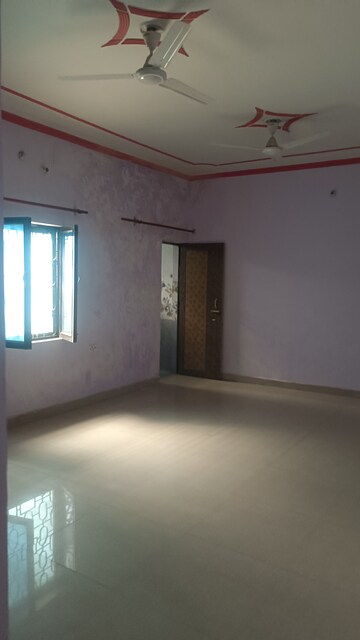 Room in 2 BHK Builder Floor at Indira Nagar – for Rent