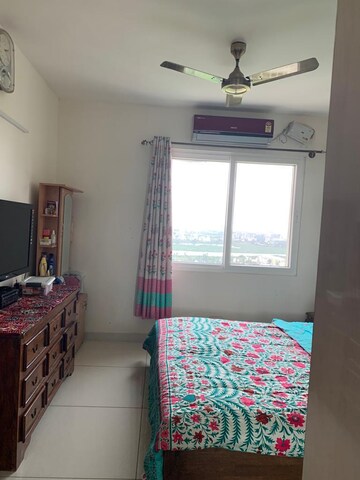 Bedroom in 2.5 BHK Apartment at Prestige Lakeside Habitat, Varthur – for Rent