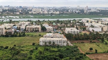 Master Plan in 2.5 BHK Apartment at Prestige Lakeside Habitat, Varthur – for Rent
