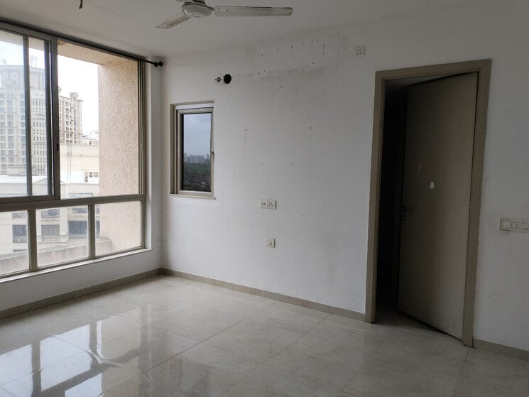 Room, hiranandani-estate-rodas-enclave 2 Bedroom 700 Sq.Ft. Apartment In Ghodbunder Road Thane 8881734