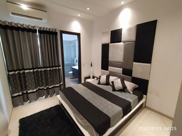 Team Area in 4 BHK Apartment at Arihant South Winds, Sector 41 – for Sale