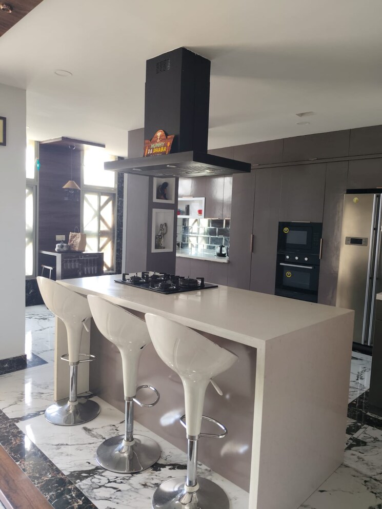 Team Area, hiranandani-lake-verandahs 2 Bedroom 1400 Sq.Ft. Apartment In Bilekahalli Bangalore 8881738