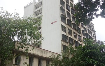 2 BHK Apartment For Rent in Radha Raman Apartment, Dahisar West