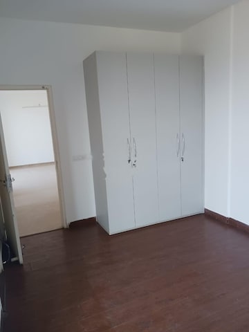Room in 3 BHK Apartment at Mapsko Mount Ville, Sector 79 – for Rent