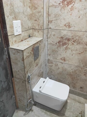 Bathroom in 3 BHK Builder Floor at Sector 57 – for Rent