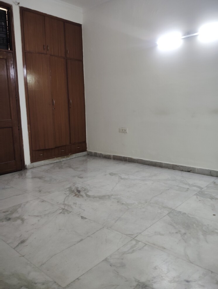 Room, sector 50 4 Bedroom 2800 Sq.Ft. Independent House In Sector 50 Noida 8881861
