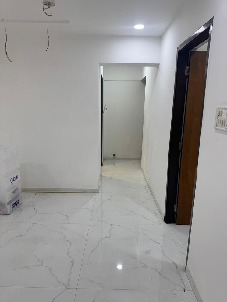 Room, rna-ng-valencia 3 Bedroom 825 Sq.Ft. Apartment In Mira Road Thane 8881908