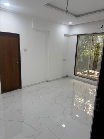 Room in 3 BHK Apartment at RNA NG Valencia, Mira Road – for Rent