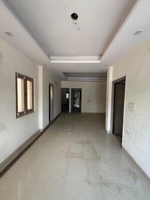 Building Lobby in 2 BHK Builder Floor at ARV Park, Sector 63 – for Sale