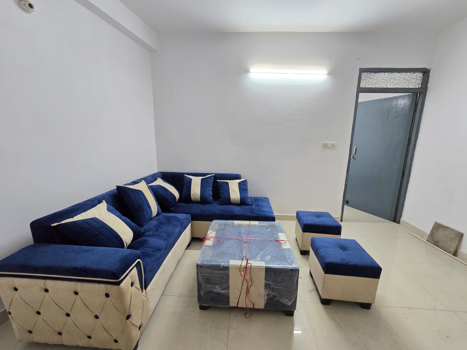 1 BHK + Pooja Room Builder Floor For Rent in Saket