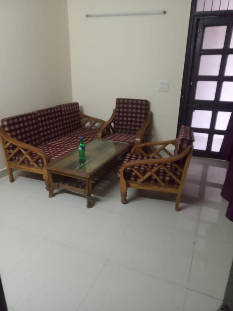 2 BHK Builder Floor For Rent in RWA Apartments Sector 26