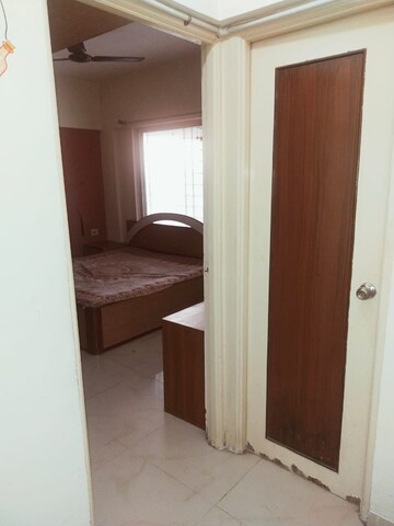 Room in 2.5 BHK Apartment at Hari Ganga, Yerawada – for Rent