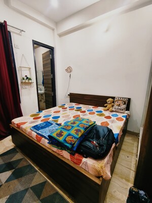 Bedroom in 3 BHK Builder Floor at Sector 57 – for Sale