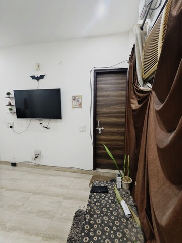Living Room in 3 BHK Builder Floor at Sector 57 – for Sale