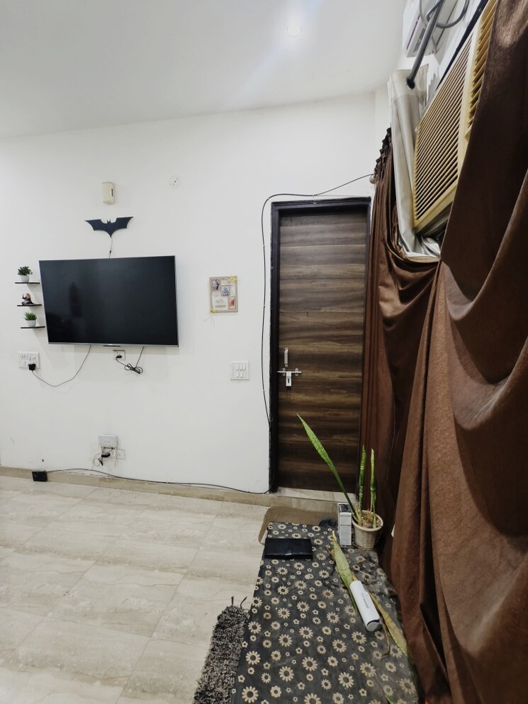 Living Room, sector 57 3 Bedroom 189 Sq.Yd. Builder Floor In Sector 57 Gurgaon 8882049