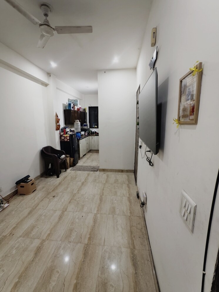  Parking, sector 57 3 Bedroom 189 Sq.Yd. Builder Floor In Sector 57 Gurgaon 8882049