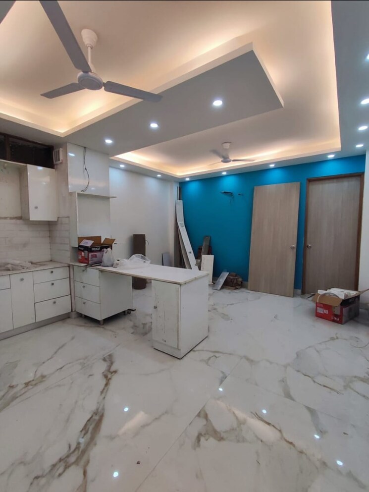 Team Area, malviya nagar 3 Bedroom 150 Sq.Yd. Builder Floor In Malviya Nagar Delhi 8882051