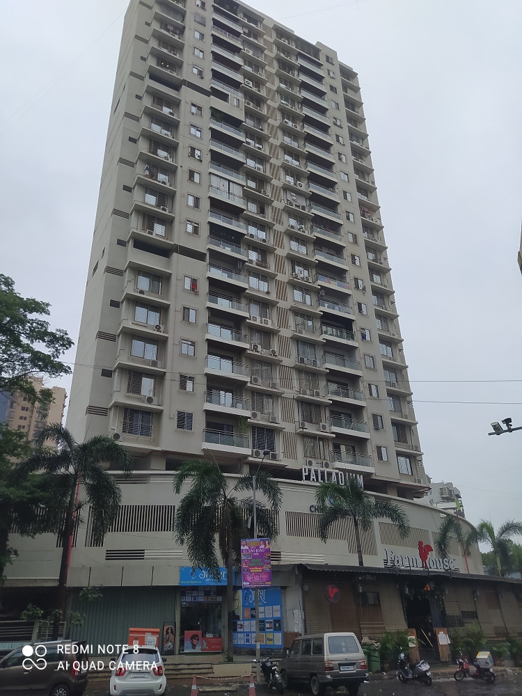 2 BHK Apartment For Rent in Chheda Palladium
