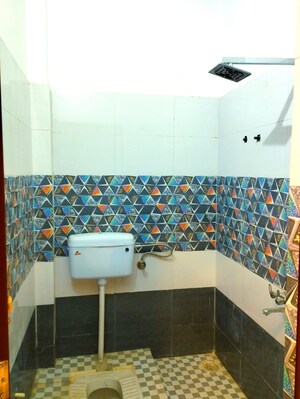 Master Bedroom in 3 BHK Independent House at Bijnor Road – for Sale