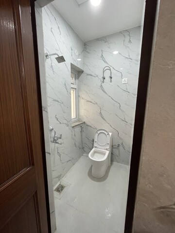 Bathroom in 3 BHK Builder Floor at RWA Apartments Sector 50, Sector 50 – for Rent