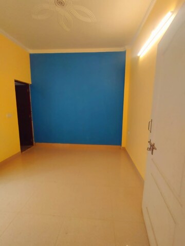 Room in 3 BHK Independent House at Bijnor Road – for Sale