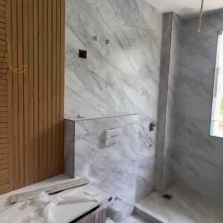 Bathroom, sector 46 4 Bedroom 358 Sq.Yd. Builder Floor In Sector 46 Faridabad 8882136