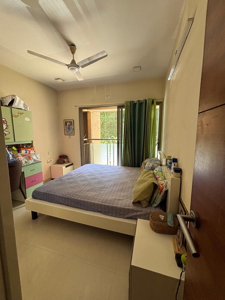 Bedroom, k-raheja-vistas 2 Bedroom 670 Sq.Ft. Apartment In Powai Mumbai 8882101