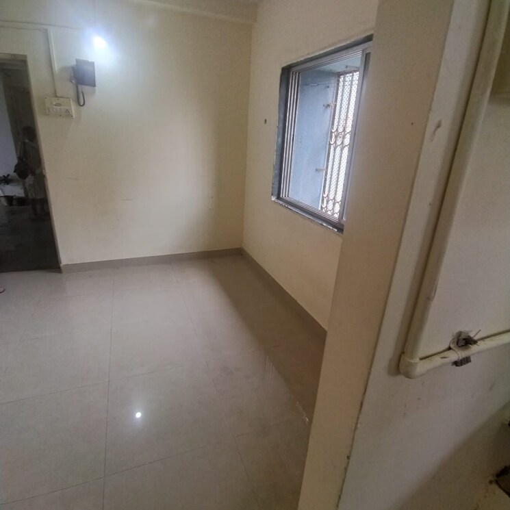 Room, saptarishi-towers 1 Bedroom 600 Sq.Ft. Apartment In Kandivali West Mumbai 8882110