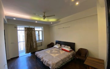 3 BHK Apartment For Rent in Prateek Laurel, Sector 120
