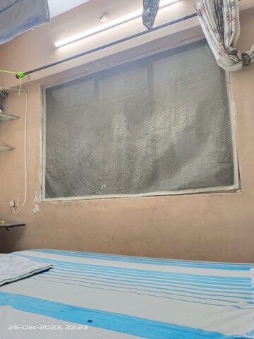 Furnished Amenities in 1 BHK Apartment at Dahisar East – for Rent