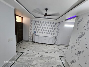 Bathroom in 2 BHK Builder Floor at Green Park – for Rent