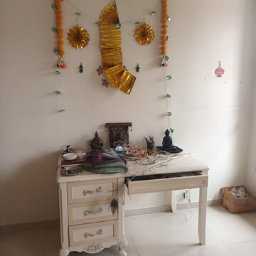 Furnished Amenities in 2 BHK Apartment at Kalpataru Crest, Bhandup West – for Rent
