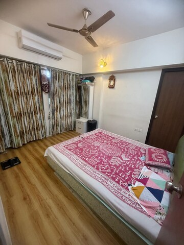 Bedroom in 2 BHK Apartment at Lodha Amara, Kolshet Road – for Rent