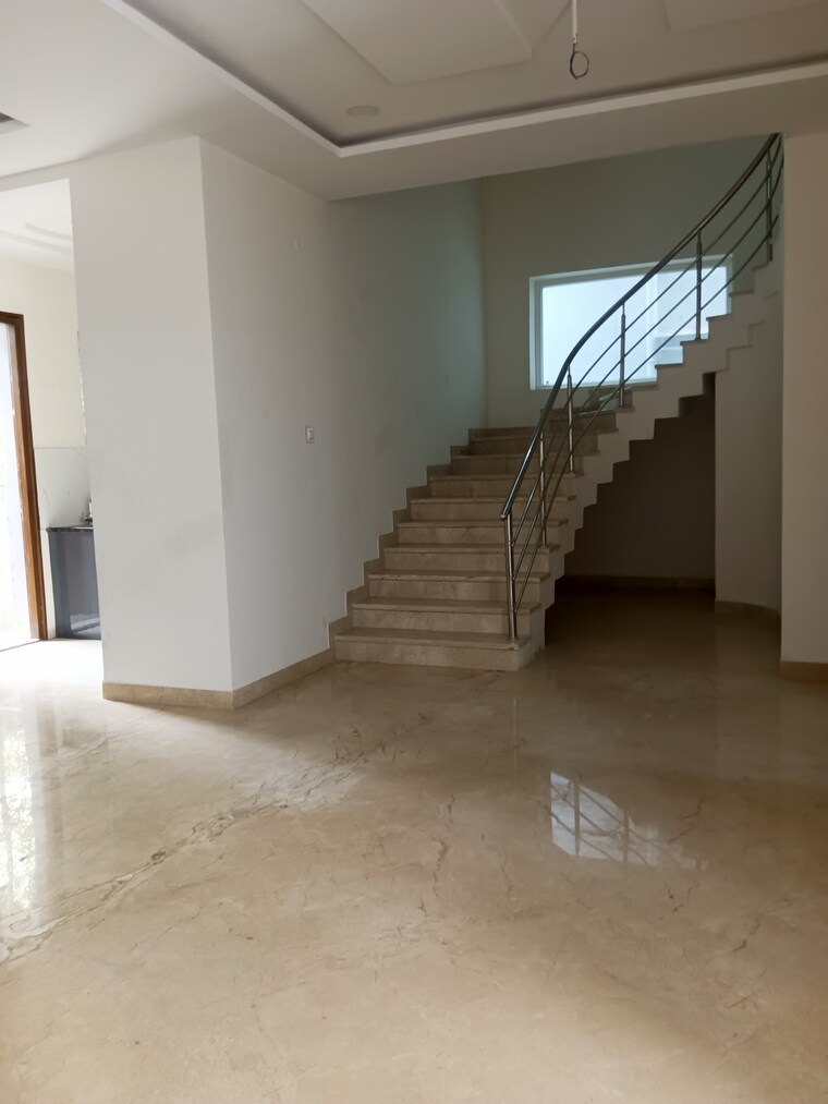 Room, gandipet 4 Bedroom 3500 Sq.Ft. Villa In Gandipet Hyderabad 8882291