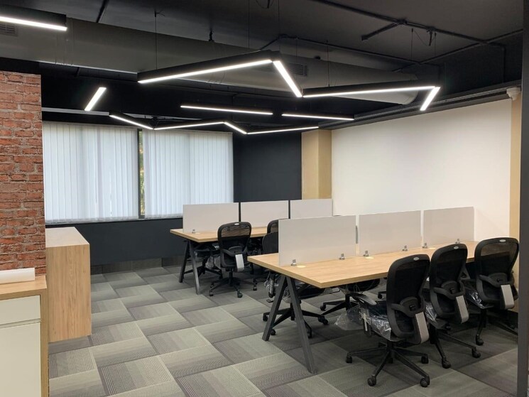 Team Area, fergusson college road Commercial Office Space 6000 Sq.Ft. In Fergusson College Road Pune 8882233