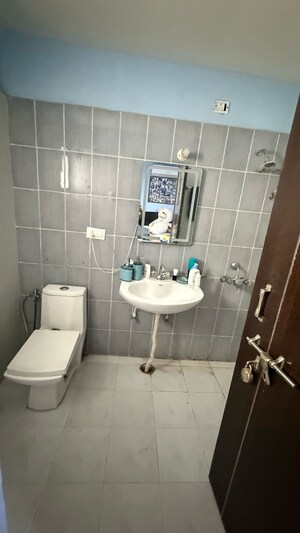 Attached Bathroom in 3 BHK Apartment at Alaknanda Apartment Gomti Nagar, Gomti Nagar – for Sale