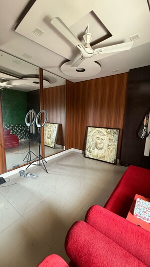  3 BHK Apartment at Alaknanda Apartment Gomti Nagar, Gomti Nagar – for Sale