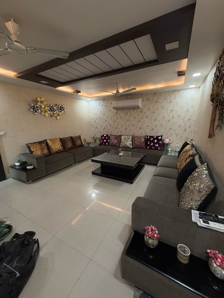 Living Room, alaknanda-apartment-gomti-nagar 3 Bedroom 1740 Sq.Ft. Apartment In Gomti Nagar Lucknow 8882311