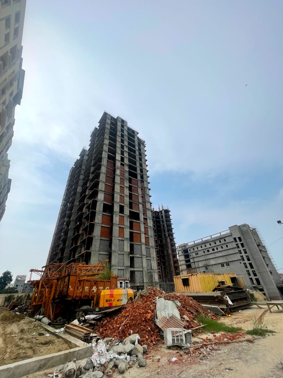 3.5 BHK Apartment For Sale in SCC Blossom